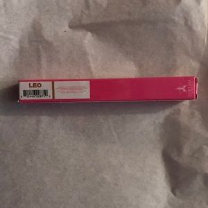 Jeffree Star Velour Lip Liner shade Leo
